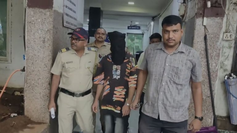 डोंबिवली : युपीतून नातेवाईकांच्या घरी आली, रागात घरं सोडलं अन् सामुहिक बलात्कार dombivli minor gang rape case
