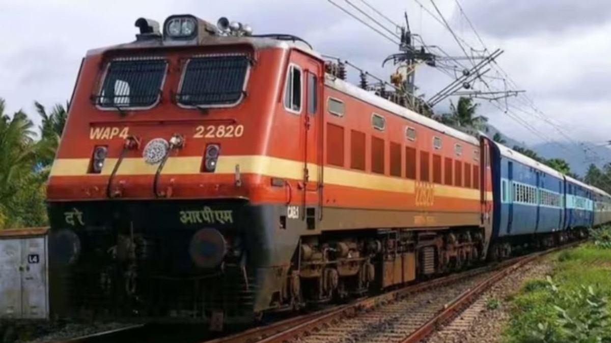 मुंबईची खबर : गणेशोत्सवानिमित्त कोकणात जाणाऱ्या भाविकांसाठी विशेष रेल्वे, जाणून घ्या वेळापत्रक
