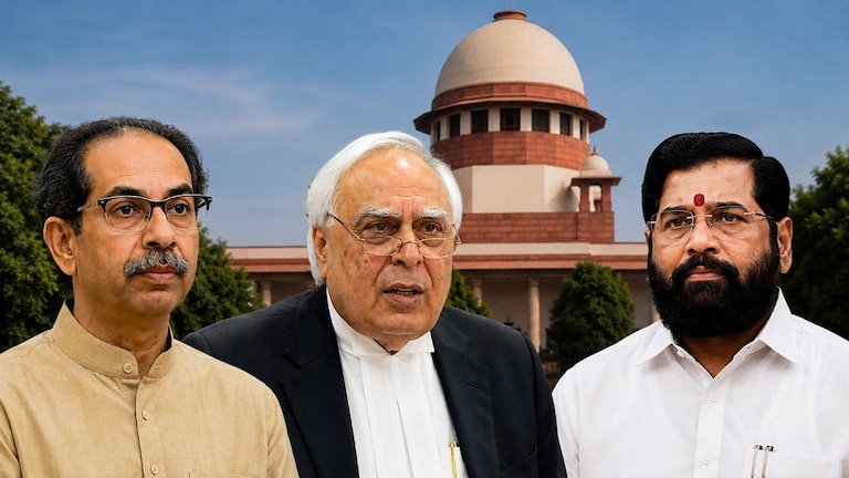 ‘हे तर म्हणजे.. घोड्यापुढे गाडी जुंपली’, ठाकरेंच्या वकिलांचा सुप्रीम कोर्टात कोणावर गंभीर आक्षेप? shiv sena symbol row kapil sibal on eci supreme court hearing disqualification decision