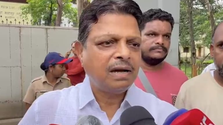 डोंबिवलीत डॉक्टरांना मारहाण प्रकरणात शिंदेंच्या नगरसेवकाला जामीन, उच्च न्यायालयाकडून 'त्या' अटी Ramesh Mhatre