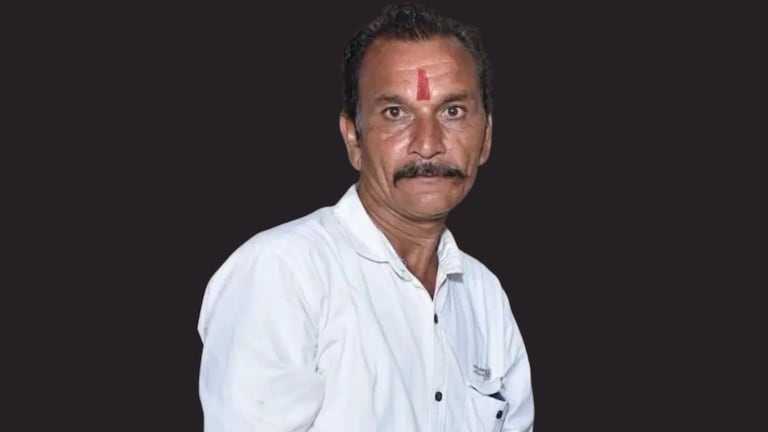 'तू माझ्या बायकोशी का बोलतोस,' म्हणत नवऱ्याने तरुणावर कुऱ्हाडीने हल्ला करत संपवलं crime news