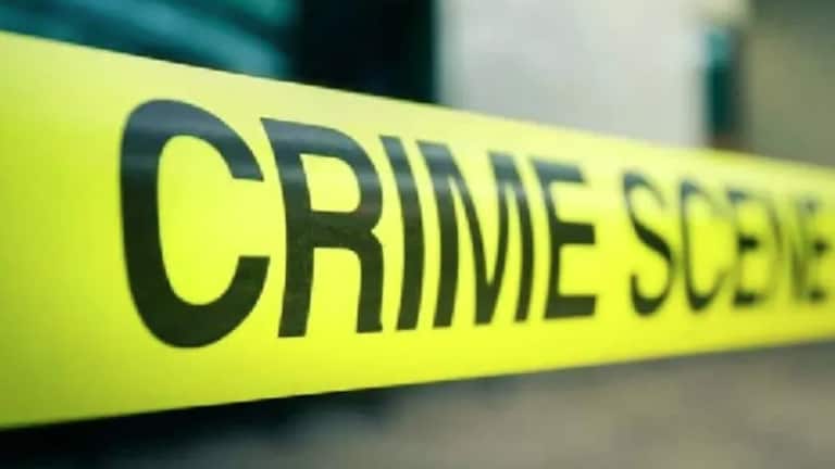 महिलेनं मुलीसह बॉयफ्रेंडच्या मदतीनं नवऱ्याला संपवलं, जंगलात मृतदेह जाळून पुरला Crime News
