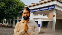 सरपंच मंगेश साबळेंना तडीपार करण्याची नोटीस पोलिसांनी का जारी केली? mangesh sable