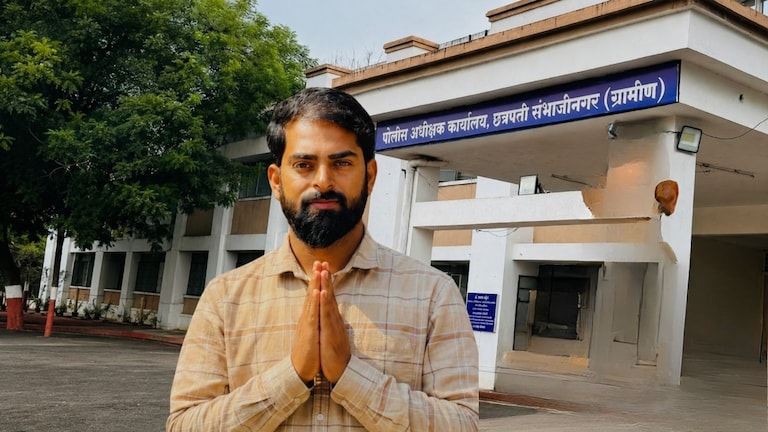 सरपंच मंगेश साबळेंना तडीपार करण्याची नोटीस पोलिसांनी का जारी केली? mangesh sable