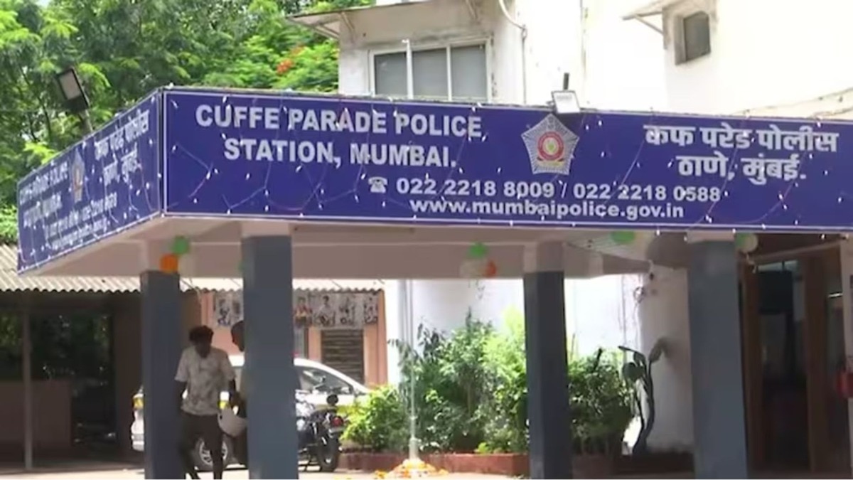 मुंबई : पत्नी आणि मुलांच्या मृतदेहासोबत घालवले 24 तास! नेव्ही ऑफिसरने आत्महत्येआधी काय केलं?