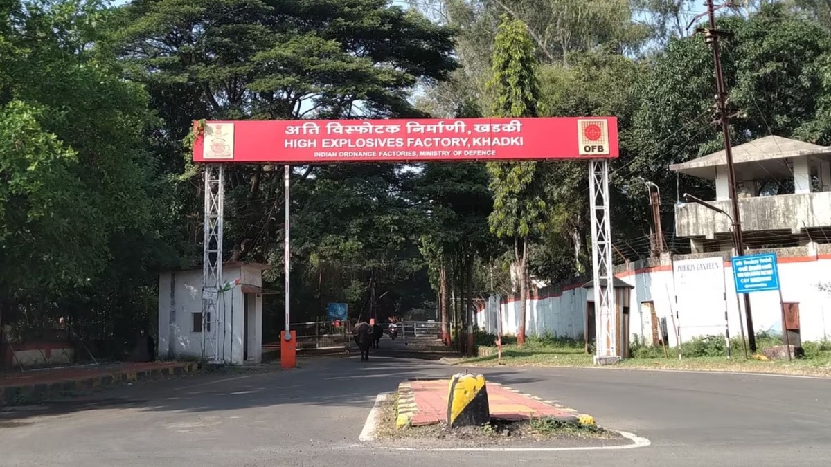 Govt Jobs : भारत सरकारच्या पुण्यातील डिफेन्स कंपनीत नोकरीची संधी, लगेच अर्ज करा