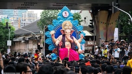 मुंबई : गणपती आगमनाला गालबोट, भुलेश्वरच्या राजाची मूर्ती कोसळून दोघांचा मृत्यू; काय घडलं? Mumbai Ganesh Idol Accident