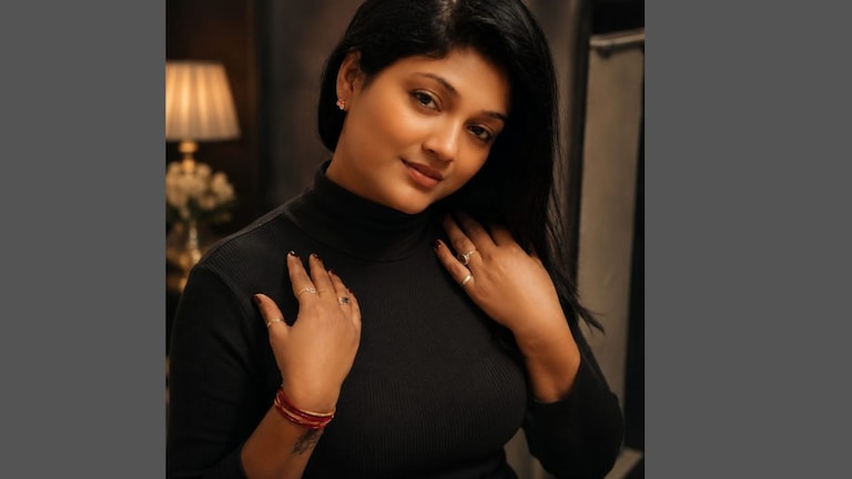 सणाच्या तोंडावर अभिनेत्रीची मोठी आर्थिक फसवणूक, सायबर भामट्यांनी बँक खाते केले रिकामे! Cyber fraud With Actress