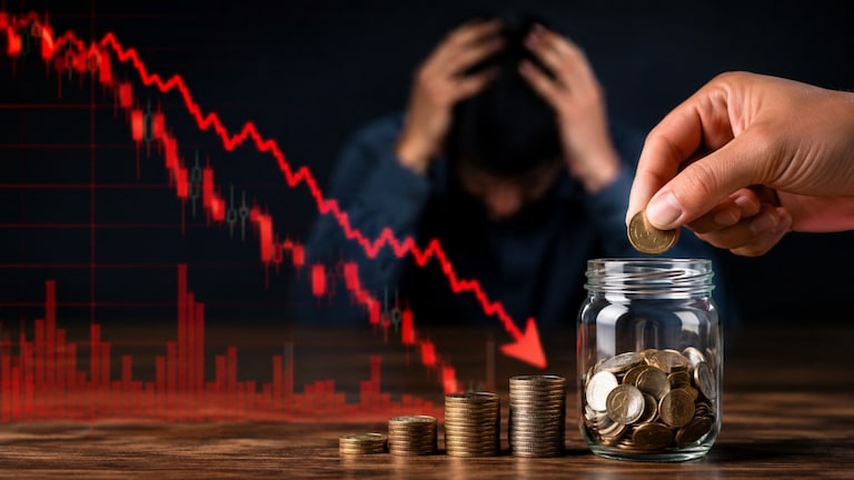 Personal Finance: बाजार कोसळला म्हणून SIP थांबवणार? जरा थांबा अन्... personal finance share market 20 percent fall sip investor what to do