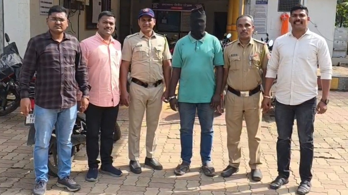 अंबरनाथ : कारमधून उपचारासाठी नेताना अल्पवयीन भाचीवर अत्याचार, मामाला अटक