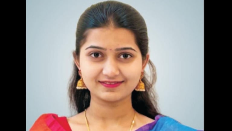 नांदेडमध्ये भरधाव वाहनाच्या धडकेत विद्यार्थिनीचा मृत्यू, घटनेनं परिसर हादरला nanded accident