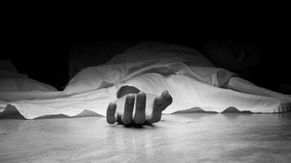 बारामती: 16 वर्षीय विद्यार्थिनीची इमारतीच्या छतावरून उडी, उपचारादरम्यान दुर्दैवी अंत 