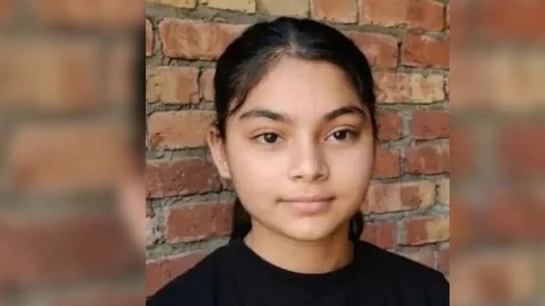 'पप्पा खड्डा खांदत आहेत', मुलीचा आईला फोेन, अन् 3 फुट खाली सापडली मुलीची बॉडी Crime News