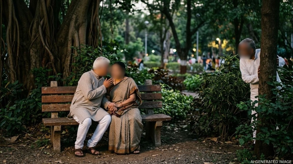 60 वर्षीय मित्राचे गावातील महिलेशी अनैतिक संबंध, झोपेत असतानाच घडलं भयानक