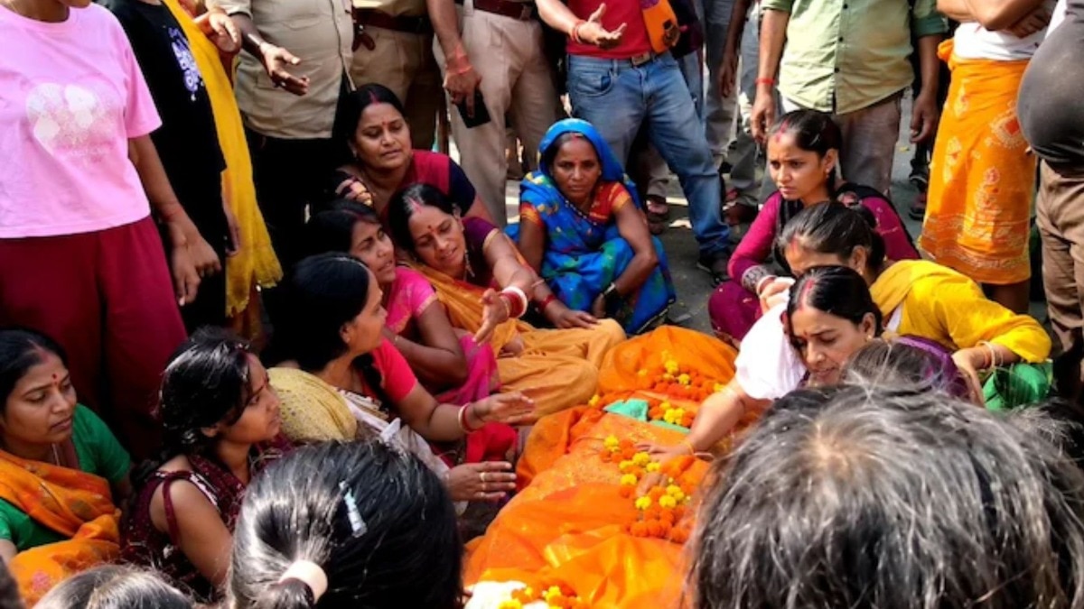 कार धुण्यावरुन वाद, दोन्ही गट इरेला पेटले; हाणामारीत एकाचा मृत्यू  