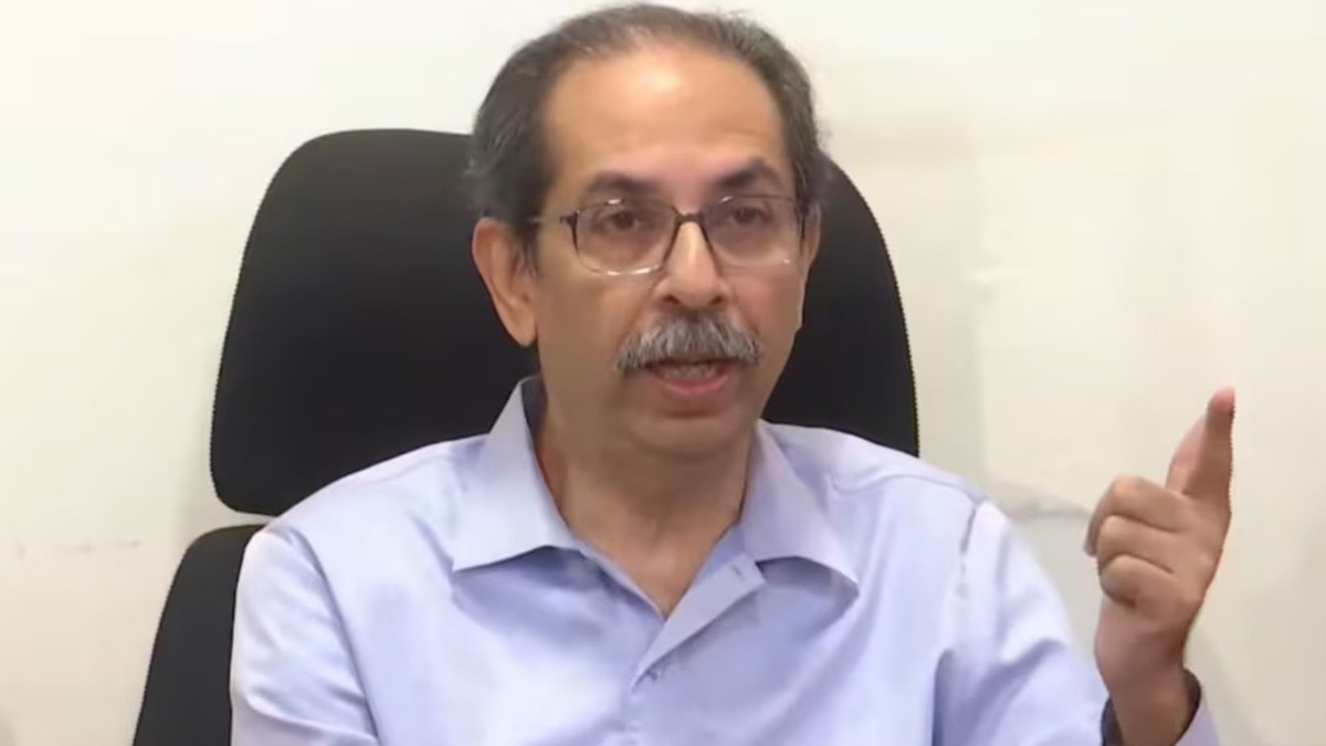 'देशात पुन्हा निवडणूक घ्या', निवडणूक आयोगाच्या मतभेद प्रकरणात उद्धव ठाकरेंची मागणी 