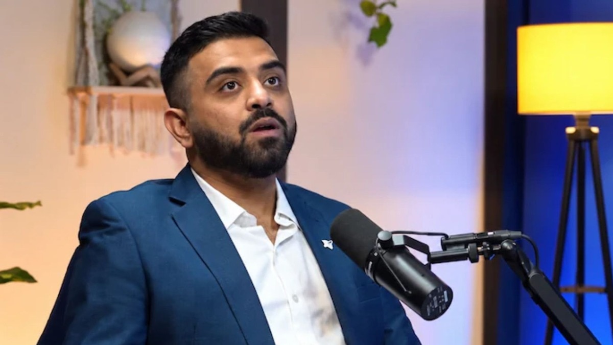 “विमानात तुम्हाला कोण वाचवणार?” एक वर्षापूर्वीचं 'ते' विधान ठरलं खरं, भारतीय वैमानिकाचा व्हिडिओ व्हायरल!