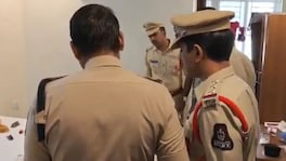 बनावट नावाने ओयो रुम घेतली अन् मध्यरात्री साधला डाव, महिला बँक कर्मचाऱ्यासोबत काय घडलं? Crime News