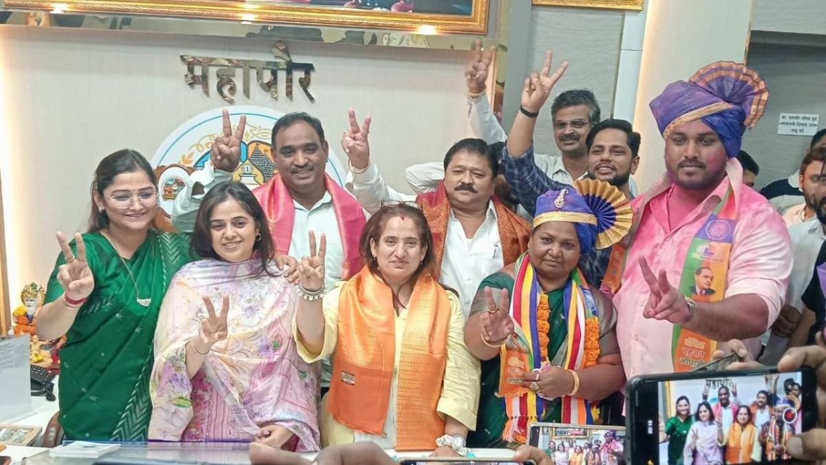ulhasnagar nominated corporators bjp vs shiv sena dispute mayor ashwini nikam eknath shinde shirkant shinde devendra fadnavis
