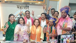 ऐन वेळेस भाजपची 'दोन' नावं ठरवली अवैध, शिंदेंच्या शिवसेनेकडून 'या' महापालिकेत करेक्ट कार्यक्रम ulhasnagar nominated corporators bjp vs shiv sena dispute mayor ashwini nikam eknath shinde shirkant shinde devendra fadnavis