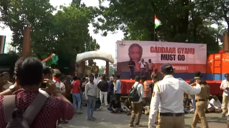 CJP Protest LIVE : ज्ञानेश कुमारांविरोधात मीम्स, शिवाजी पार्कात आंदोलक जमण्यास सुरुवात CJP Protest LIVE