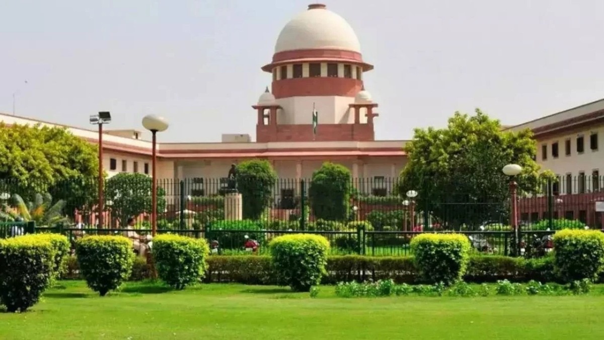 Govt Jobs : पदवीधरांसाठी सर्वोच्च न्यायालयात नोकरीची संधी, कसा कराल अर्ज?