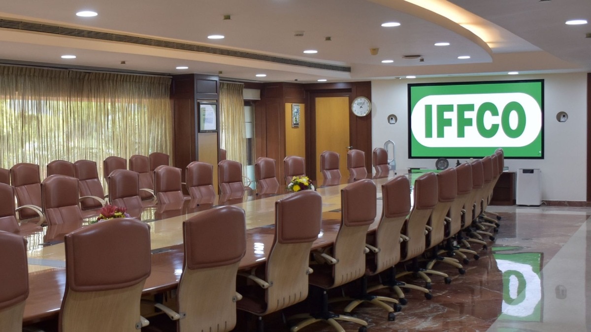 Govt Jobs : IFFCO मध्ये भरती सुरु, 70 हजार रुपयांपर्यंत पगार, लगेच करा अर्ज