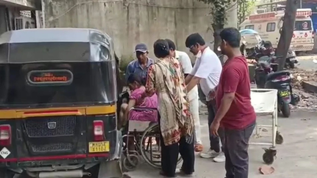 उल्हासनगर : गर्भवती महिला ट्रॅफिक जाममध्ये अडकली, रिक्षात दिला बाळाला जन्म 