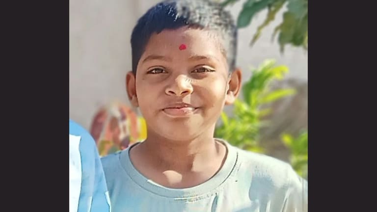 जळगाव: वारकरी शिक्षण संस्थेतील 14 वर्षीय विद्यार्थ्याचा विजेच्या धक्क्याने मृत्यू Jalgaon News