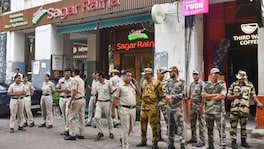 CJP च्या आंदोलनाची दिल्ली पोलिसांना धडकी, थेट दिल्लीच्या बॉर्डर सील करणं सुरू delhi cec gyanesh kumar resignation demand abhijeet dipake cjp protest october 10 metro closure noida border security