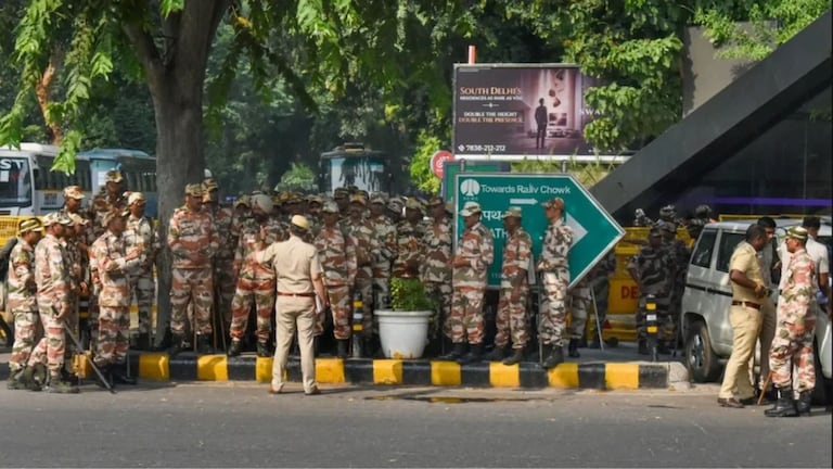 CJP Protest : मेट्रो बंद, 75 रेल्वे रद्द, पोलिसांचा कडक पहारा...दिल्लीत काय घडतंय? CJP Protest Delhi