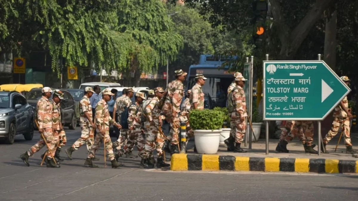 बॉडी कॅमेरे लावून आंदोलकांवर नजर, CJP आंदोलनासाठी दिल्ली पोलिसांचे चक्रव्यूह!