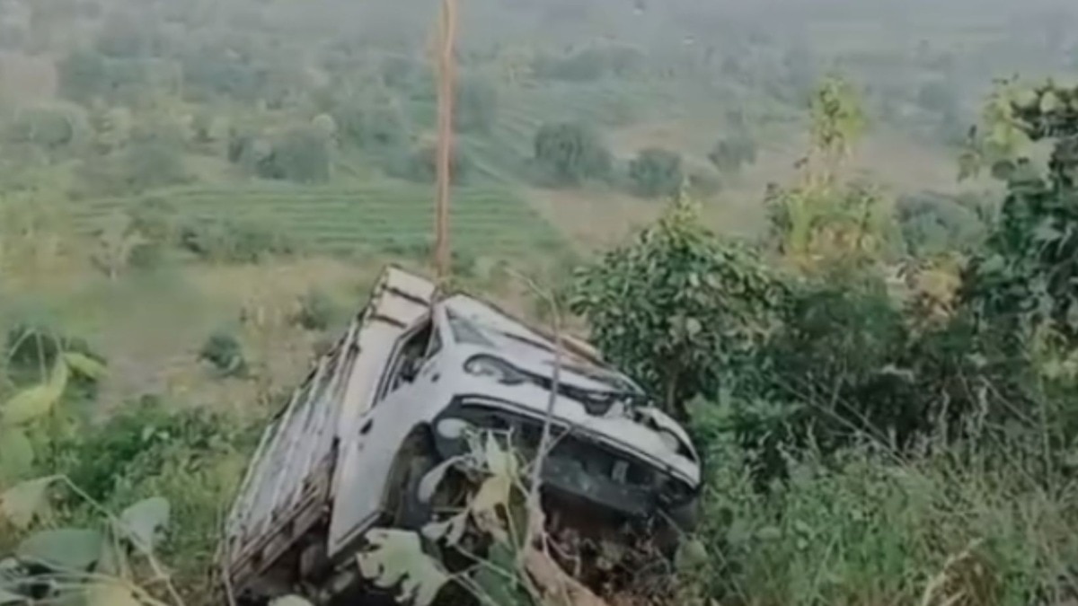 नांदेड: माहूर गडावर अपघात, 100 फूट खोल दरीत टेम्पो उलटून तिघांचा अंत 