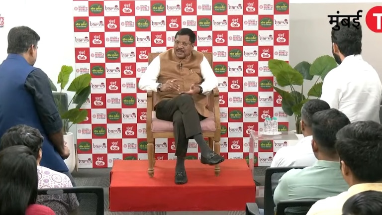 'मुंबई Tak चावडी'वर माजी सरन्यायाधीश भूषण गवई, पाहा पक्षांतर बंदी कायद्यावर नेमकं काय बोलले? former chief justice of india bhushan gavai anti defection law maharashtra political cases