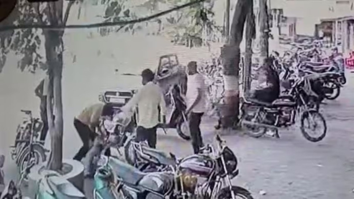 प्रेमविवाहाच्या सात वर्षांनंतर मेहुण्याने केला सैराट; 13 वार करुन तरुणाचा खून 