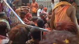तुळजाभवानी मंदिरात पुजाऱ्यांमध्ये राडा, तुंबळ हाणामारी; नेमकं काय घडलं? Tuljabhavani Temple Priests clash