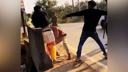 बॉयफ्रेंडसोबत फिरायला गेली महिला अन् समोर बघते तर नवरा, दोघांचे पाय बांधून नवऱ्यानं... Crime News