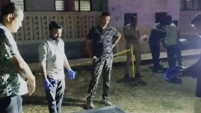 दुहेरी हत्याकांडाने महाराष्ट्र हादरला, मंदिर परिसरात दोघांचा खून; नेमकं काय घडलं? Yavatmal double murder