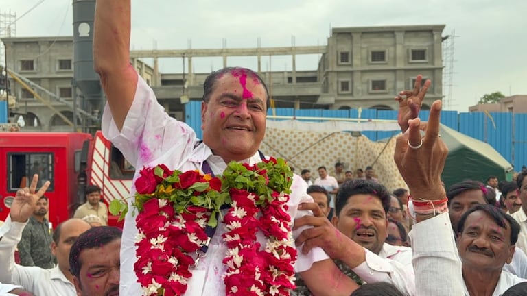 विधान परिषद निवडणुकीचा पहिला निकाल आला हाती, कोणी मिळवला प्रचंड मोठा विजय? amravati teacher constituency election result shinde shiv sena kiran sarnaik wins 16663 votes congress shiv sena ubt