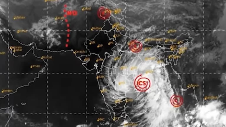 चक्रीवादळ अर्णबचा इम्पॅक्ट, 'या' जिल्ह्यांना पाऊस झोडपणार! Cyclone arnab maharashtra weather alert