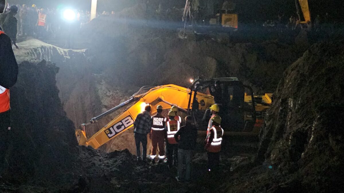 Rajgarh News 5-year-old in borewell rescue innocent child mp news mp news update