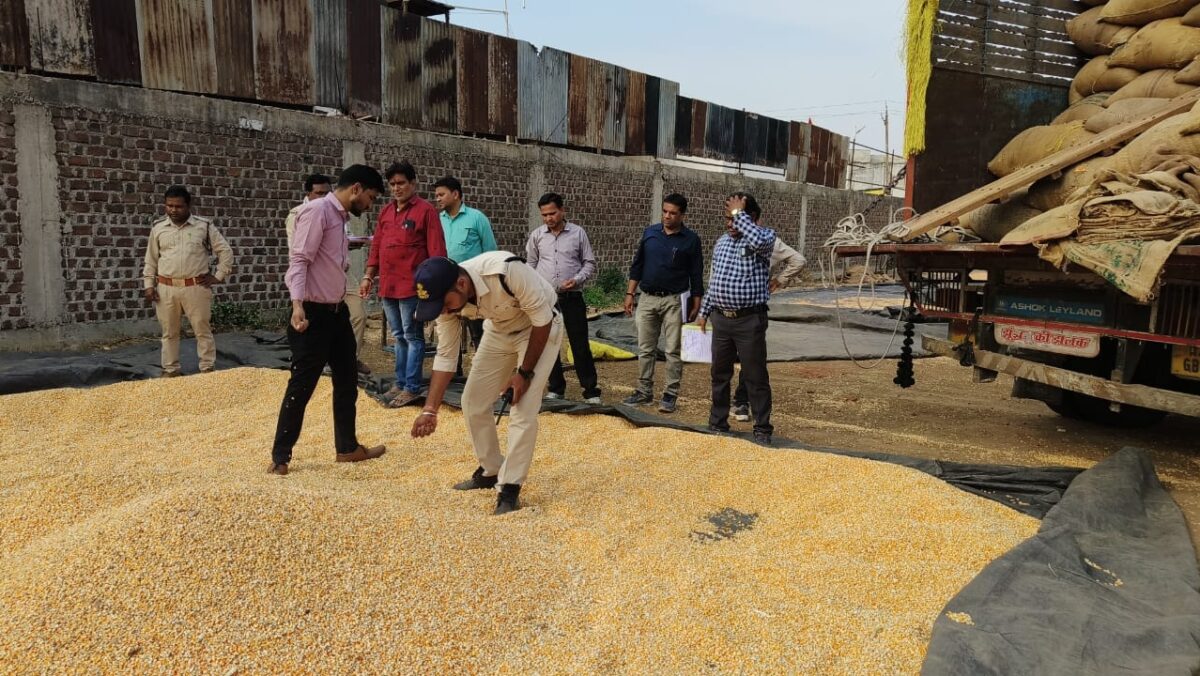 joint action of 8 departments; Local wheat packing was being done in the name of branded wheat