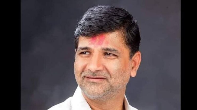 मुंबईतील भाजीपाला विक्रेता ते 5 वेळा आमदार; असा होता बीडच्या विनायक मेटेंचा संघर्षमय प्रवास Mumbai Tak