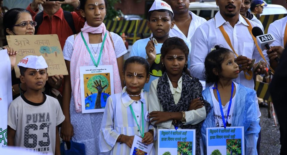 आदित्य ठाकरेंवर तीन दिवसात गुन्हा दाखल करा; राष्ट्रीय बाल हक्क आयोगाने मुंबई पोलिसांना बजावली नोटीस Mumbai Tak