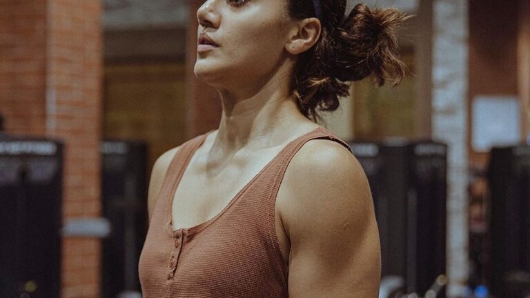 तापसी म्हणते, ….तर मी शिक्षा भोगण्यासाठी तयार Mumbai Tak