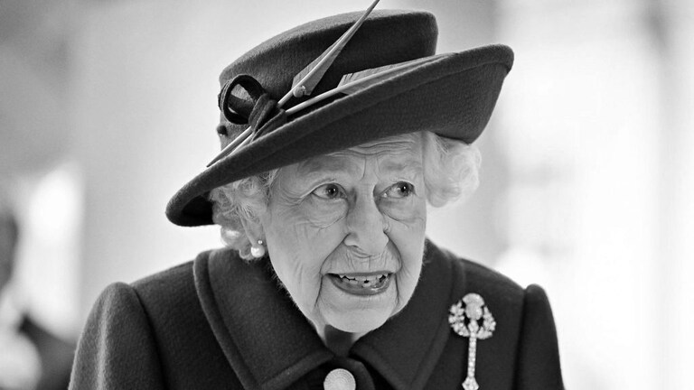 Queen Elizabeth Death: ब्रिटनमध्ये दहा दिवसांचा राष्ट्रीय दुखवटा जाहीर, स्कॉटलँडची संसद स्थगित Mumbai Tak