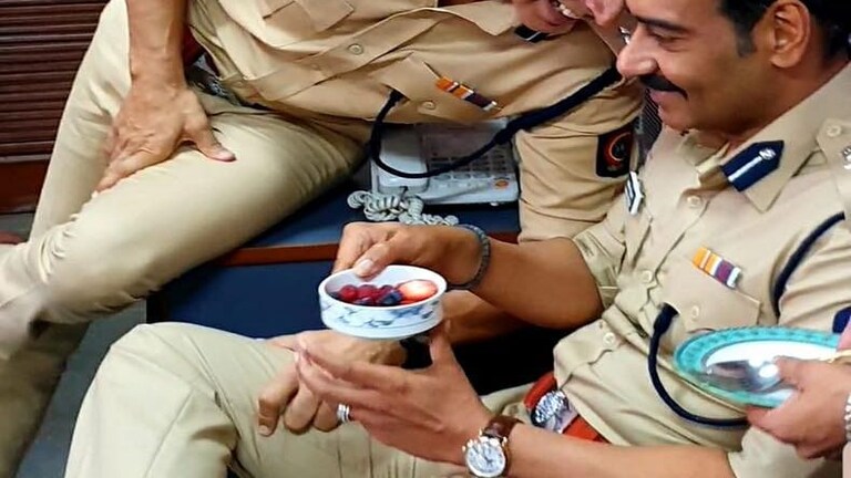 बॉलिवूडमध्ये अजय देवगणला झाली ३० वर्ष पूर्ण,अक्षय कुमार,अनिल कपूरनी दिल्या हटके शुभेच्छा Mumbai Tak