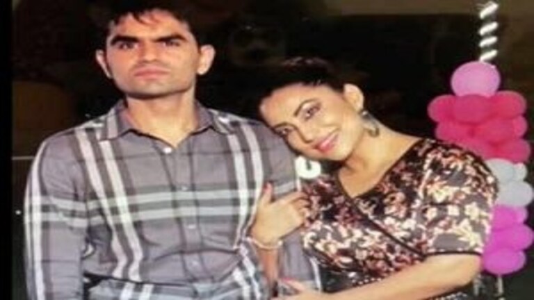 क्रांती रेडकरचा एनसीबीच्या प्रकरणाशी संबंध काय?-संजय राऊत Mumbai Tak