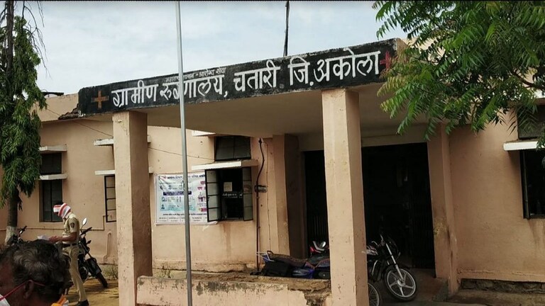उद्धव ठाकरेंना आणखी एक झटका, अकोल्याचे माजी आमदार गोपीकिशन बाजोरिया एकनाथ शिंदे गटात Mumbai Tak