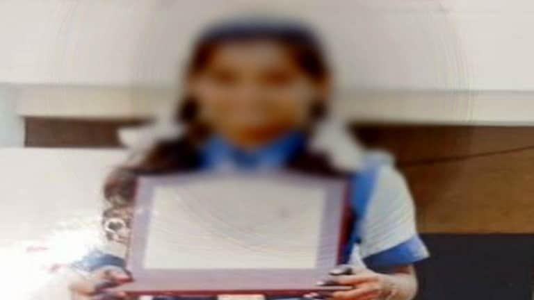 दुर्दैवी ! ऑनलाईन वर्गासाठी स्मार्टफोन नसल्यामुळे विद्यार्थिनीची गळफास घेऊन आत्महत्या Mumbai Tak